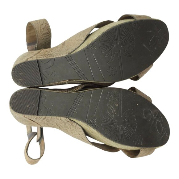 OTBT Hobart Platform Wedge Sandals Womens 10M Ankle Strap Embossed Leather - Picture 9 of 15